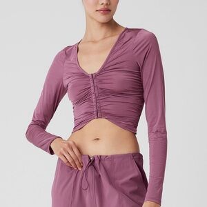 standout long sleeve